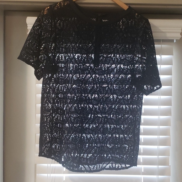 Banana Republic lace tee Size L - Picture 2 of 4